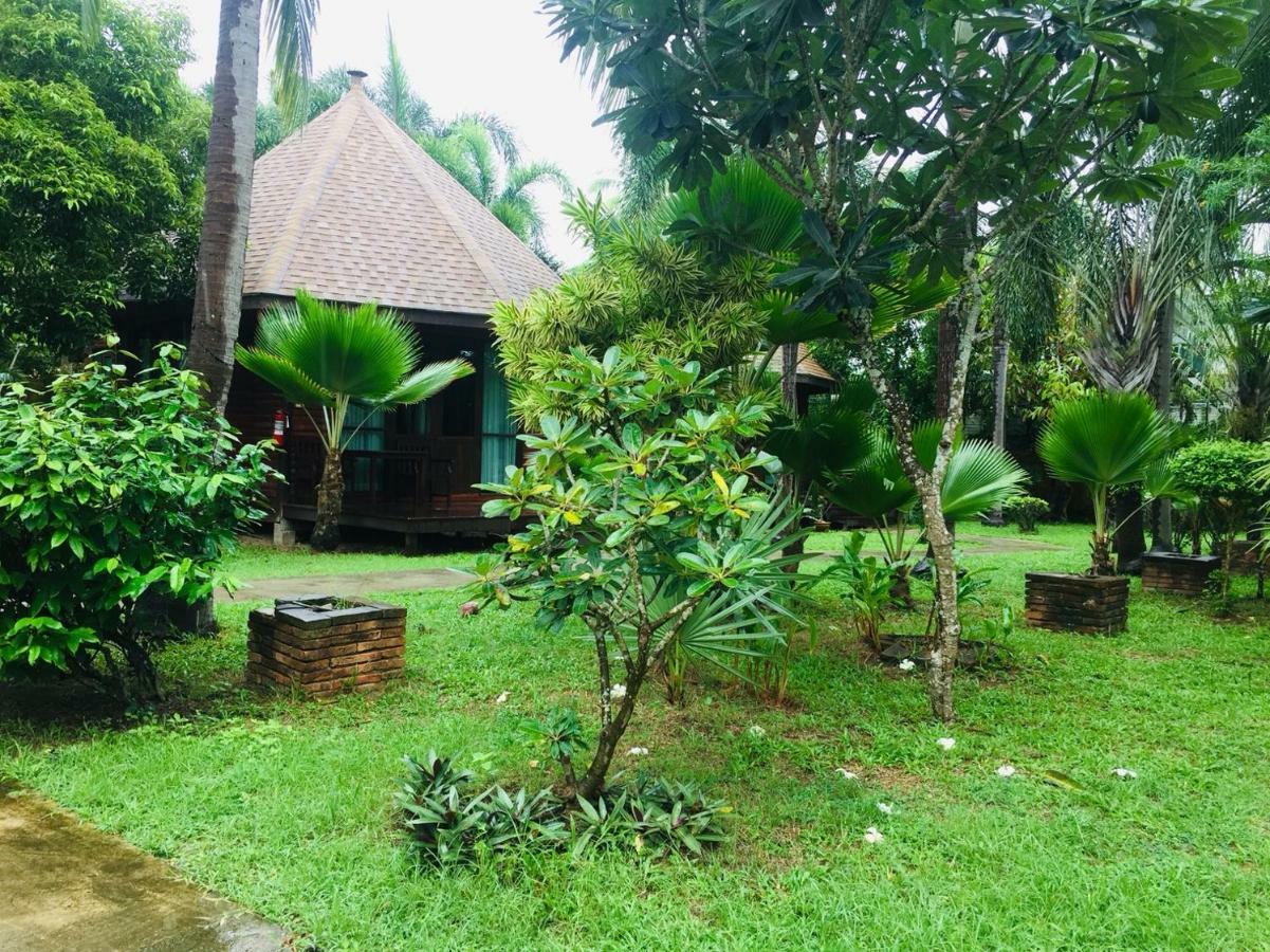 Keeree Waree Seaside Villa Bang Saphan Exterior foto
