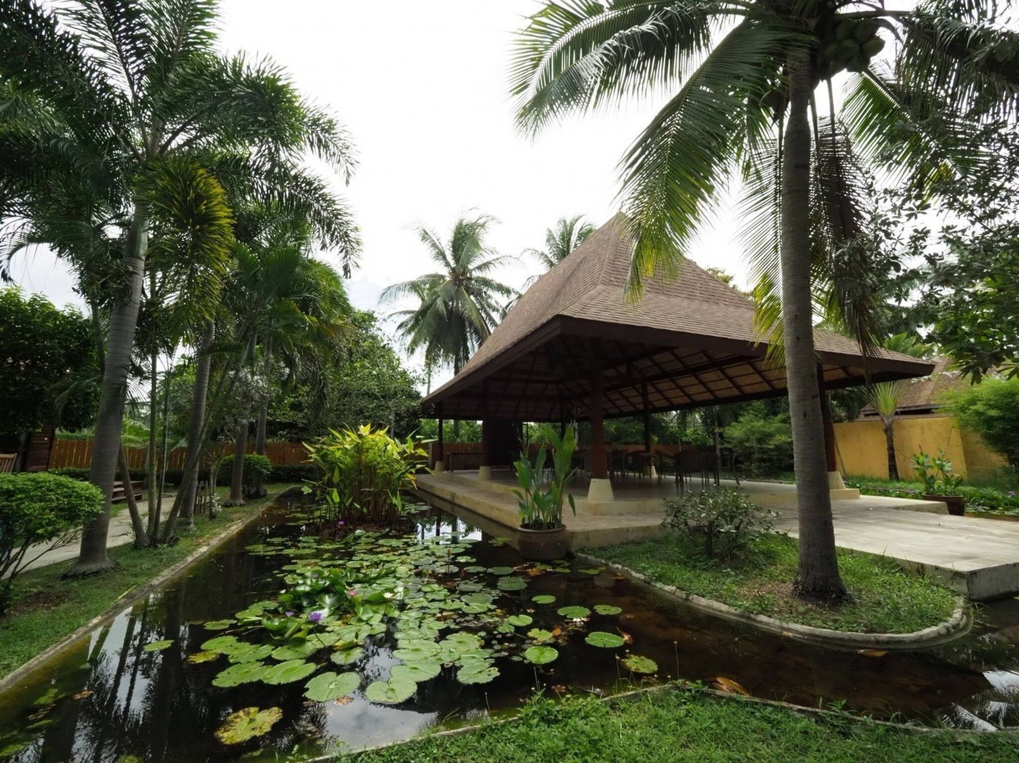 Keeree Waree Seaside Villa Bang Saphan Exterior foto